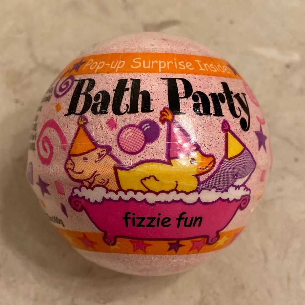 BRAND NEW Pink Bath Fizzie with a Surprise Toy Inside